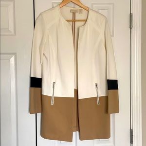 Business casual pocketed jacket